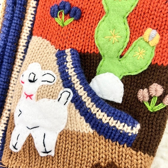 🌵🐓☀️ Desert Farm Scene Emboidered Patched Zip-Up Hooded Sweater w/Pockets KIDS 6 - Picture 5 of 7